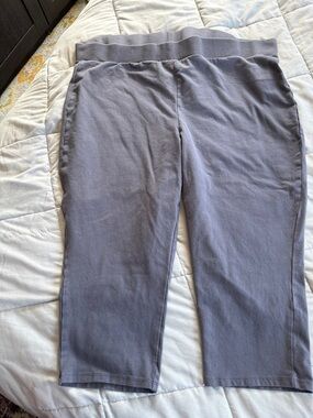 Comfort Stretch Cropped leggings in Dusty Gray